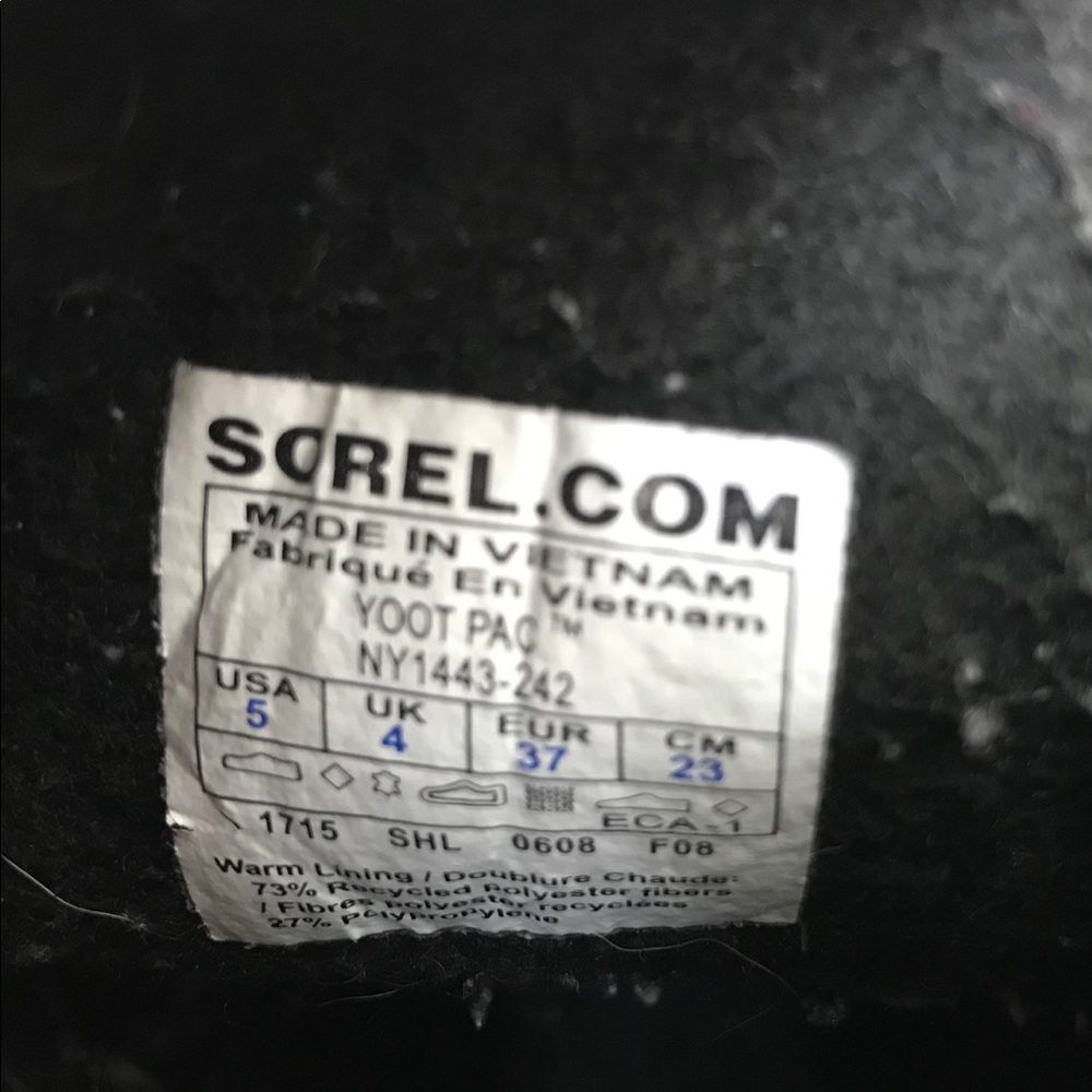 Sorel:‎ waterproof plaid “Yoot Pac” boots (5) - Picture 9 of 11